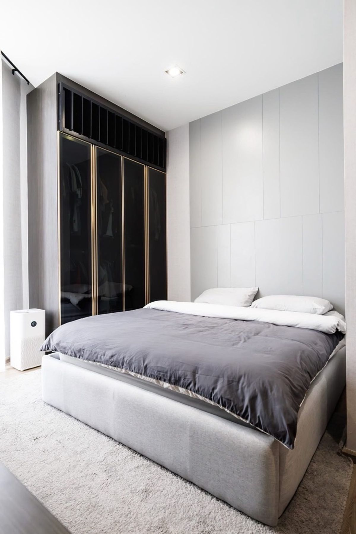 ขายทาวน์โฮมลาดพร้าว101 แฮปปี้แลนด์ : ขายพร้อมผู้เช่า กรกฏาคม 2569
ทาวน์โฮม เธอ ลาดพร้าว 93 ตกแต่งจัดเต็ม พร้อมลิฟต์ส่วนตัว อ่างจากุชชี่ Outdoor เฟอร์นิเจอร์ และเครื่องใช้ไฟฟ้า Hi-End เหมาะสำหรับครอบครัวขนาด กลาง-ใหญ่ ทำเลใจกลางเมือง ใกล้ BTS ลาดพร้าว 83