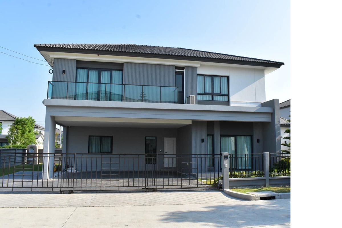 For SaleHousePhutthamonthon, Salaya : Sell ​​Centro Thawi Watthana, a large detached house with a house for the main land 118 sq.