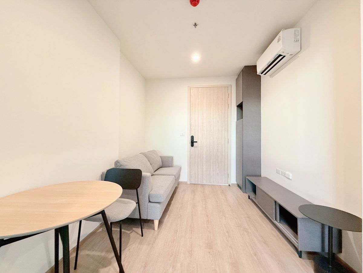 ให้เช่าคอนโดพระราม 9 เพชรบุรีตัดใหม่ RCA : 💥 Nue District R9   💥 For Rent   ห้องใหม่ ยังไม่เคยปล่อยเช่า **พร้อมให้เช่า สิ้นเดือน ส.ค. 68** เฟอร์นิเจอร์ เครื่องใช้ไฟฟ้าครบครัน (No.250827)