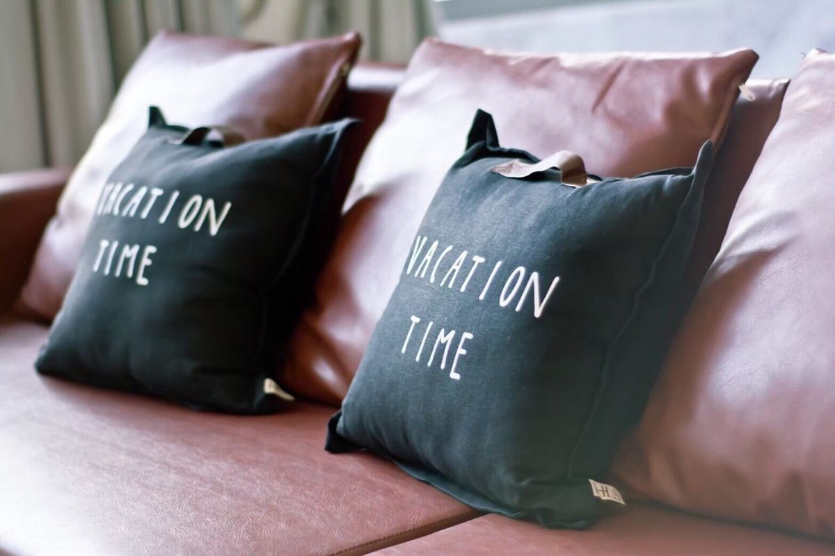 ขายคอนโดพัทยา บางแสน ชลบุรี สัตหีบ : ขาย/เช่า คอนโดสุดหรู ติดทะเล ทำเลทอง โครงการ คาซาลูนาพาราดิโซ