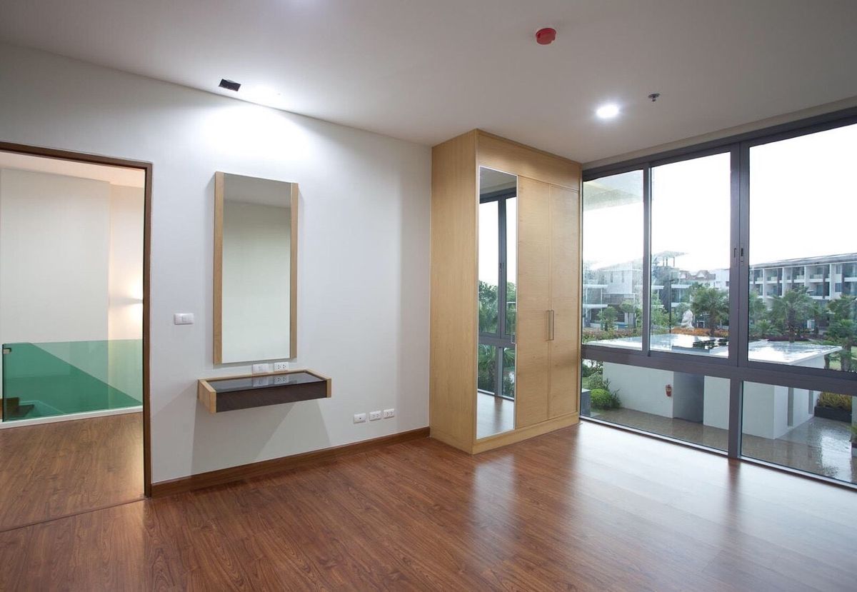 ขายคอนโดพัทยา บางแสน ชลบุรี สัตหีบ : ขาย/เช่า คอนโดสุดหรู ติดทะเล ทำเลทอง โครงการ คาซาลูนาพาราดิโซ