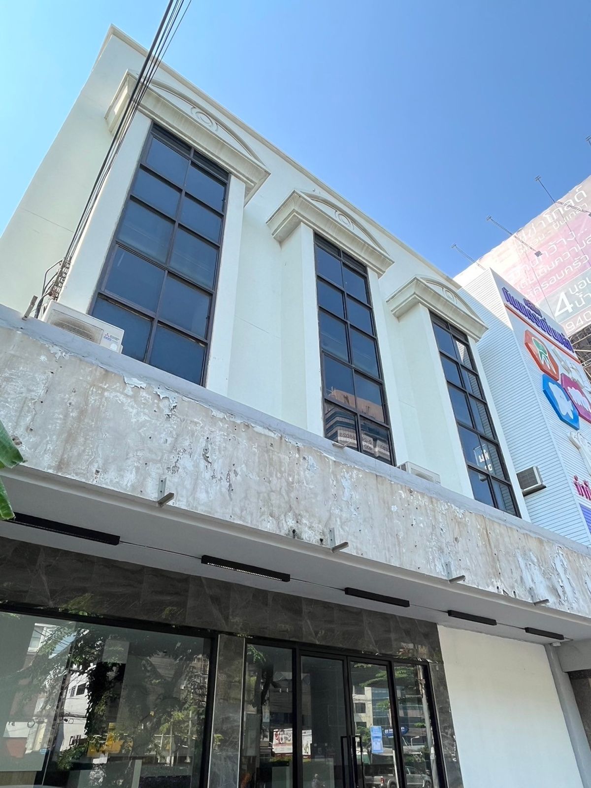 For RentShop HousePinklao, Charansanitwong : Rent a commercial building, Pinklao area