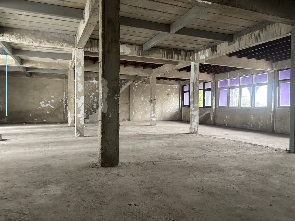 ให้เช่าอาคารพาณิชย์ลาดพร้าว เซ็นทรัลลาดพร้าว : ให้เช่า ตึกแถวลาดพร้าว 3 ชั้น 4 คูหา ตีทะลุทุกชั้น ให้เช่า สามารถดัดแปลง ทำอะไรได้หลายอย่าง ด้านหลังมีที่จอดรถ