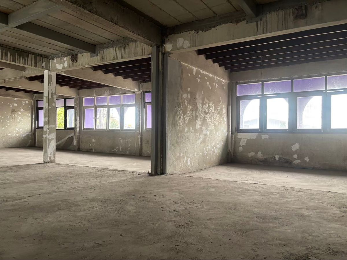 ให้เช่าอาคารพาณิชย์ลาดพร้าว เซ็นทรัลลาดพร้าว : ให้เช่า ตึกแถวลาดพร้าว 3 ชั้น 4 คูหา ตีทะลุทุกชั้น ให้เช่า สามารถดัดแปลง ทำอะไรได้หลายอย่าง ด้านหลังมีที่จอดรถ