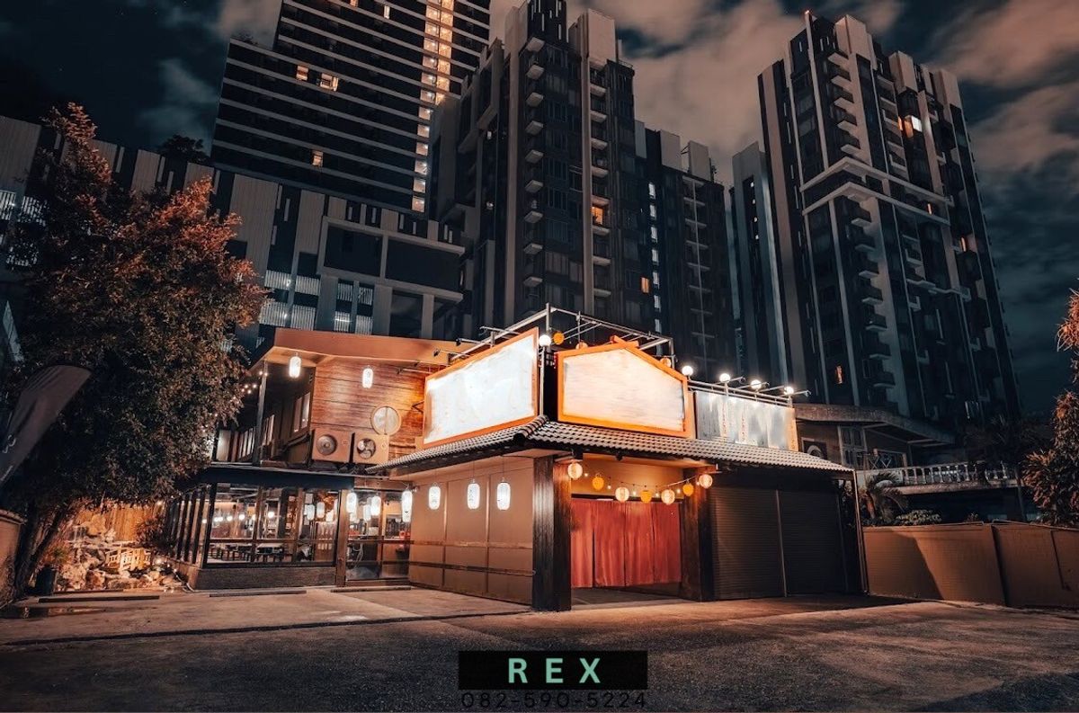 For RentHouseSukhumvit, Asoke, Thonglor : Rent a detached house/Ekkamai Restaurant, Thonglor, Sukhumvit 400 sq.m., near BTS Ekkamai BTS, suitable for restaurants, cafes, studio showrooms
