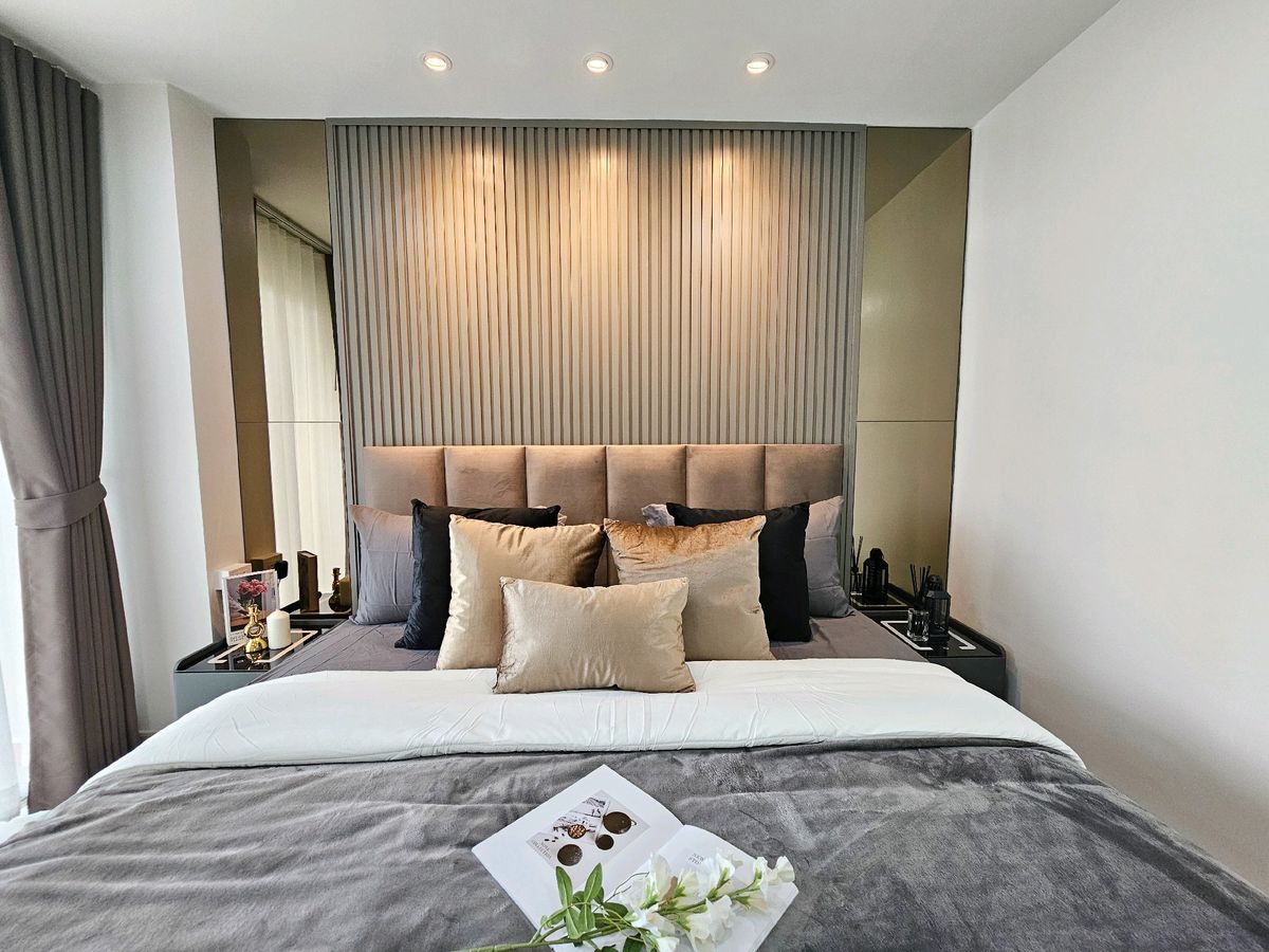 For SaleCondoBangna, Bearing, Lasalle : Condo near the Regent Home 7/2 | Bangna -Natthasanan 2, very big room 63.84 sqm.