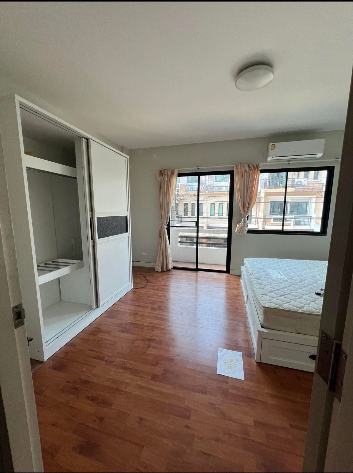 ให้เช่าทาวน์โฮมลาดพร้าว101 แฮปปี้แลนด์ : ให้เช่าหมู่บ้าน Timehome หัวหมาก 21