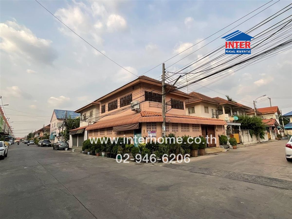 ขายบางแค เพชรเกษม : บ้านเเฝด 2 ชั้น 35.8 ตร.ว. หมู่บ้านอรุณทอง2 ซอย1 ใกล้โรงพยาบาลวิชัยเวช ถนนเพชรเกษม69 ถนนเลียบคลองภาษีเจริญฝั่งเหนือ เขตหนองแขม กรุงเทพมหานคร