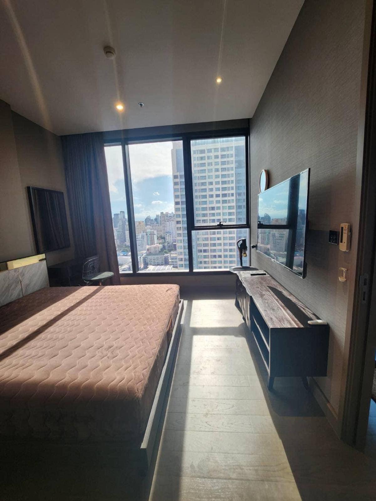 For SaleCondoRama9, Petchburi, RCA : Luxury 1-Bed Condo at THE ESSE, Prime Phetchaburi Location!Live Near BTS, MRT & Top Amenities – Ready to Move In!