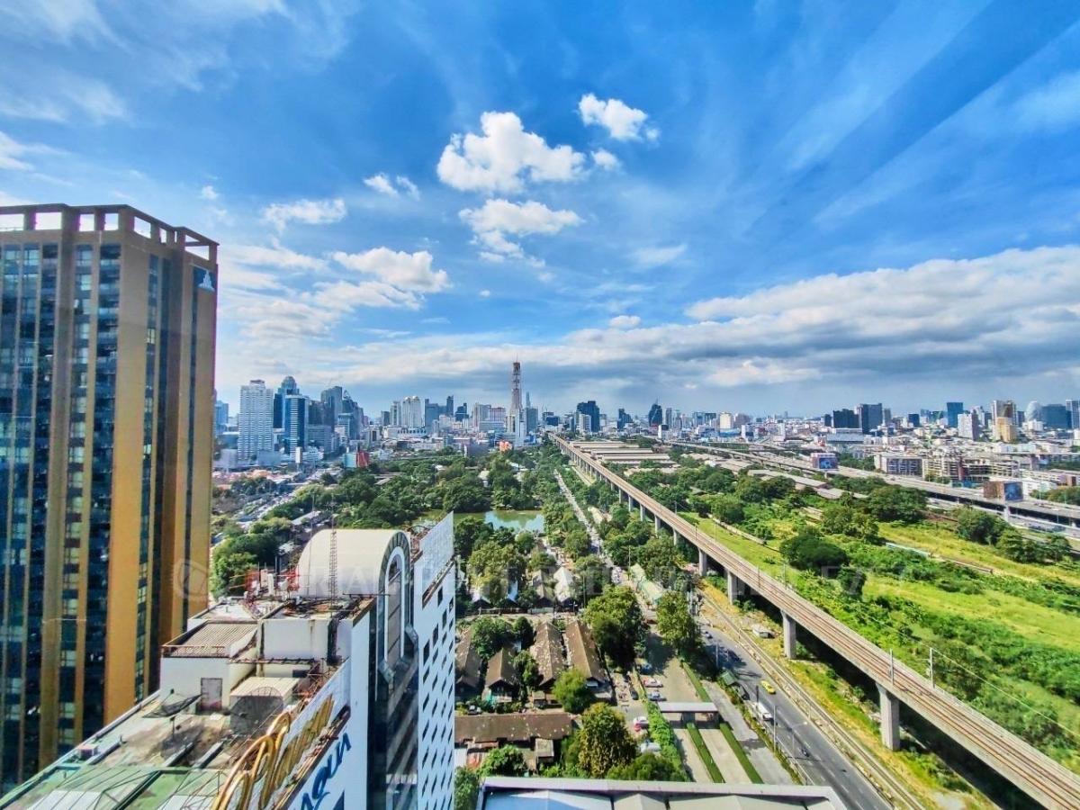 For SaleCondoRama9, Petchburi, RCA : Luxury condo 2 bedrooms 2 bathrooms 84 sq.m. in the heart of Phetchaburi!Circle Living Prototype special price 13.5 million baht!