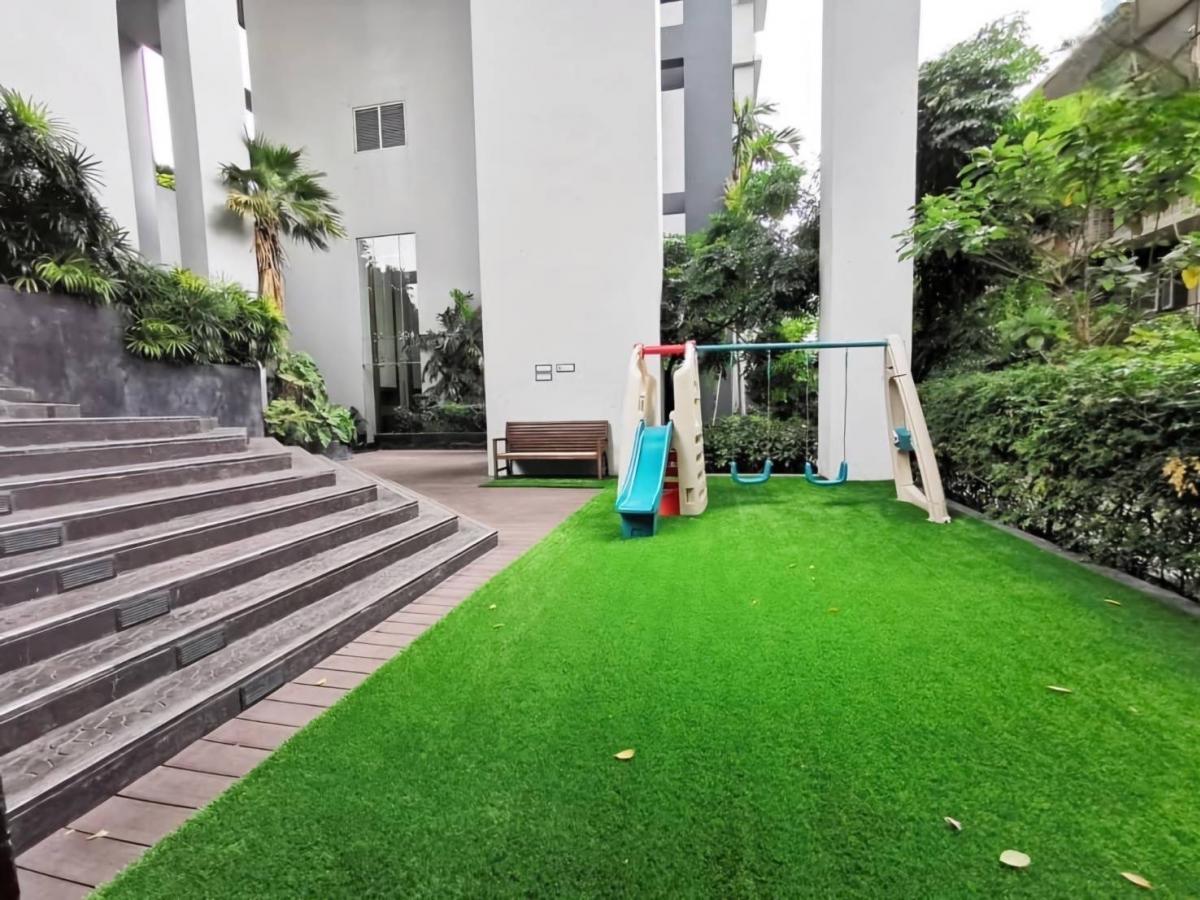 For SaleCondoRama9, Petchburi, RCA : Luxury condo 2 bedrooms 2 bathrooms 84 sq.m. in the heart of Phetchaburi!Circle Living Prototype special price 13.5 million baht!