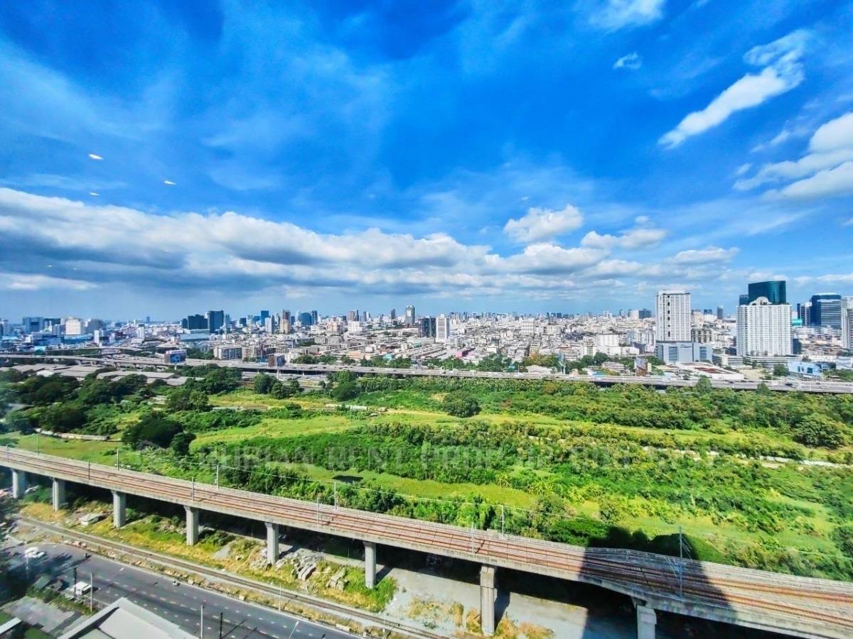 For SaleCondoRama9, Petchburi, RCA : Luxury condo 2 bedrooms 2 bathrooms 84 sq.m. in the heart of Phetchaburi!Circle Living Prototype special price 13.5 million baht!