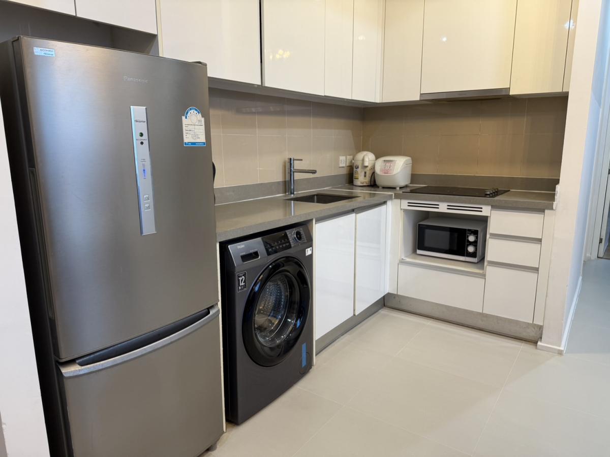 For SaleCondoLadprao, Central Ladprao : Outstanding with 2 bedrooms! M Ladprao Condo near BTS/MRT for only 10.9 million
Rent 32,000 baht/month with complete facilities, swimming pool - fitness!