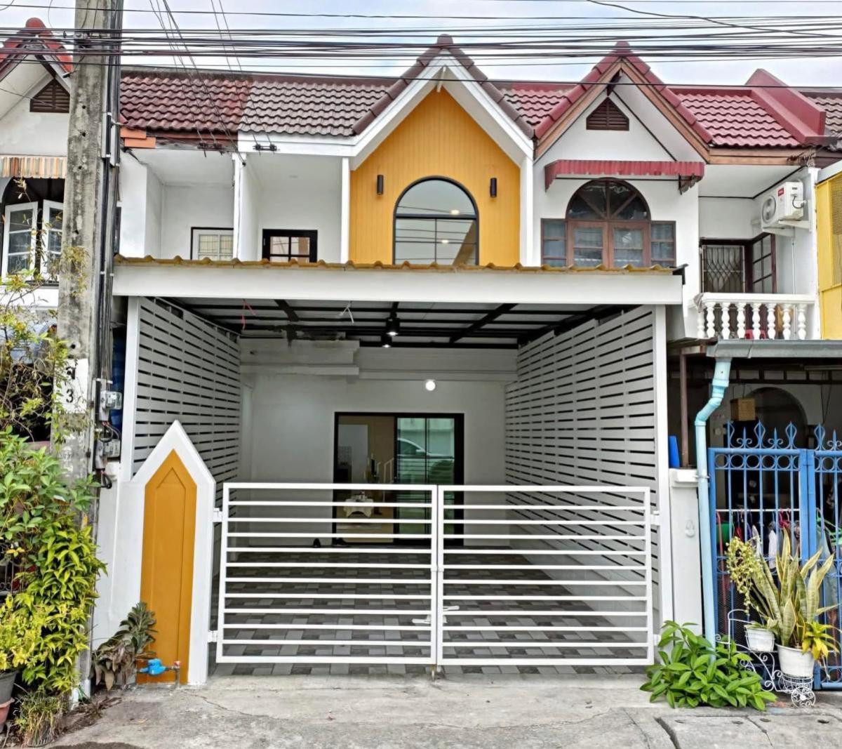 For SaleTownhomeNawamin, Ramindra : For Sale Townhouse/Townhome  , Baan Pattavikon 2 , newly renovated , Ramintra , Khanna Yao , Bangkok , CX-118122  (S)