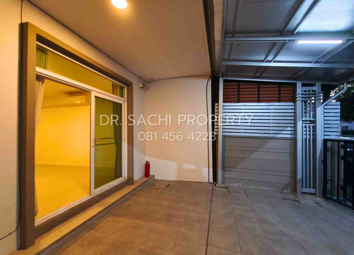 For SaleTownhomeBang kae, Phetkasem : Townhouse for sale Gusto Village, Petchkasem 69, beautiful, good location, ready to be near Sarasas Witaed School  