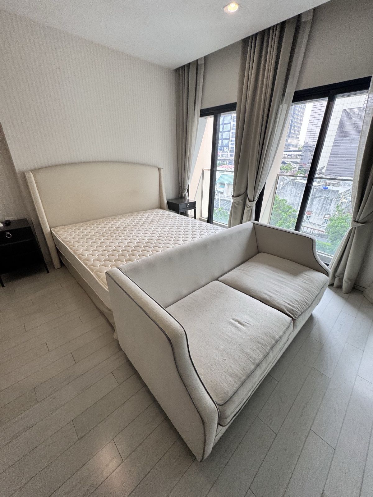 For RentCondoWitthayu, Chidlom, Langsuan, Ploenchit : For Rent Noble Ploenchit