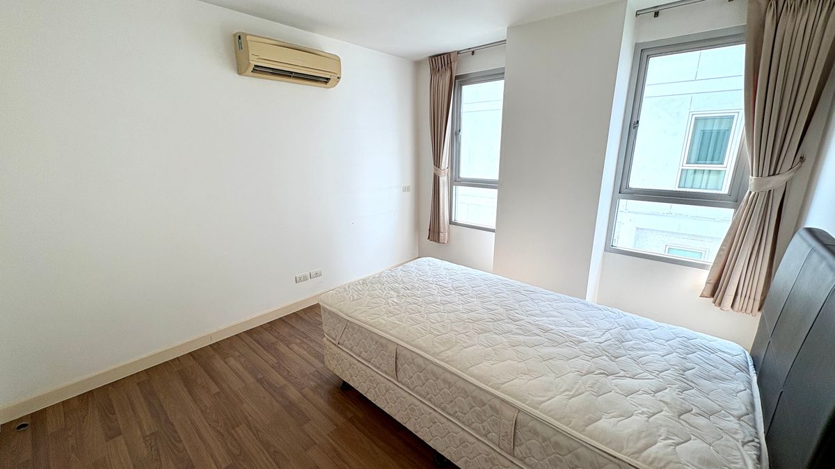 ขายคอนโดสุขุมวิท อโศก ทองหล่อ : ขาย The Clover ทองหล่อ เรียบหรู ไม่เคยอยู่ ห้องใหญ่ 70 ตร.ม. 2 นอน 2 น้ำ 