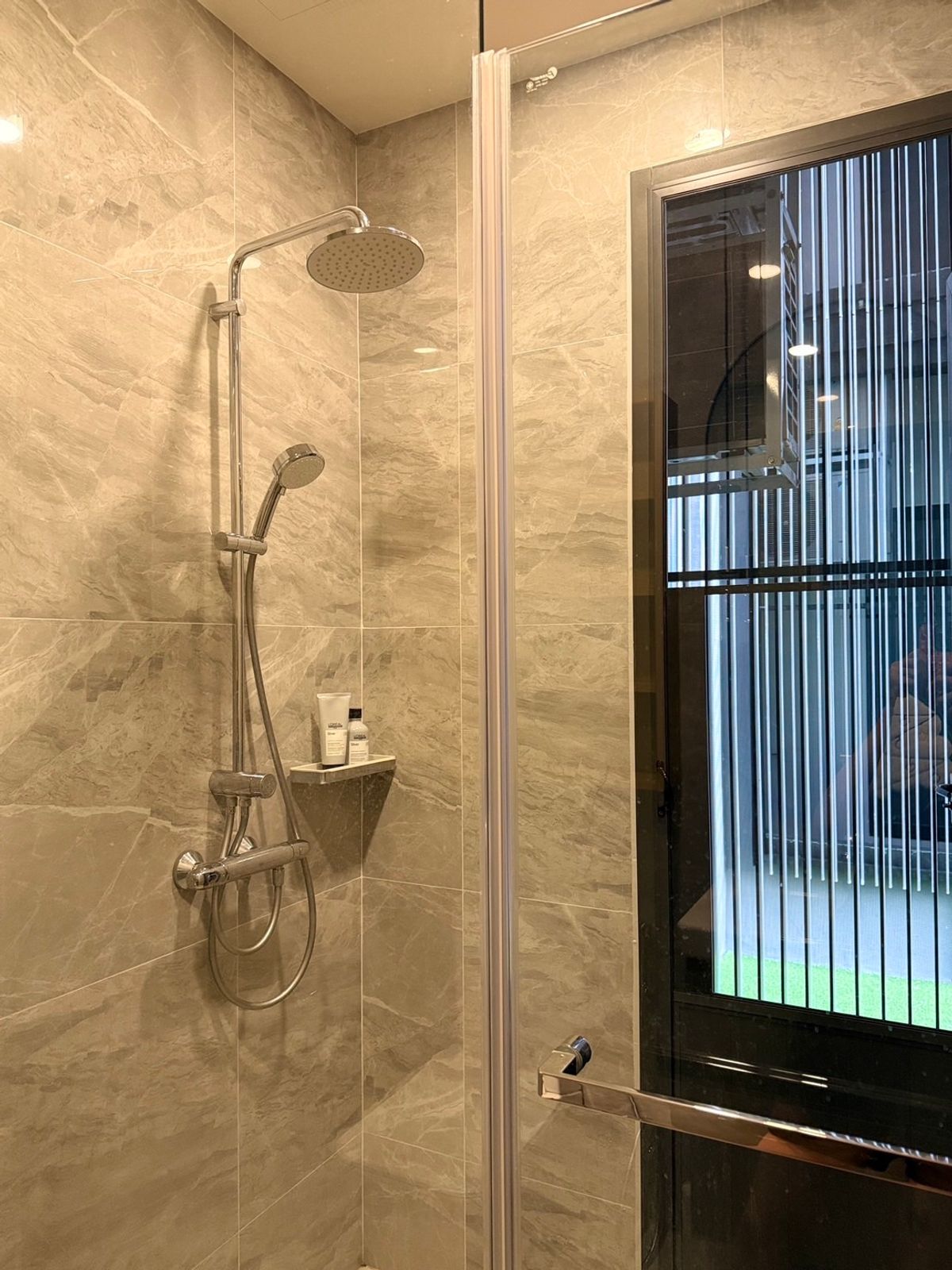 ให้เช่าคอนโดราชเทวี พญาไท : Wish Signature: 34.50 sqm. 1bed 1bath 1 living, 18th floor with private lift. ห้อง 34.50ตรม.  1ห้องนอน1 ห้องน้ำ 1 ห้องนั่งเล่น ชั้น 9, มีลิฟท์ส่วนตัว เดินไปพารากอน400เมตร BTSพญาไท ลิฟต์ส่วนตัว private lift