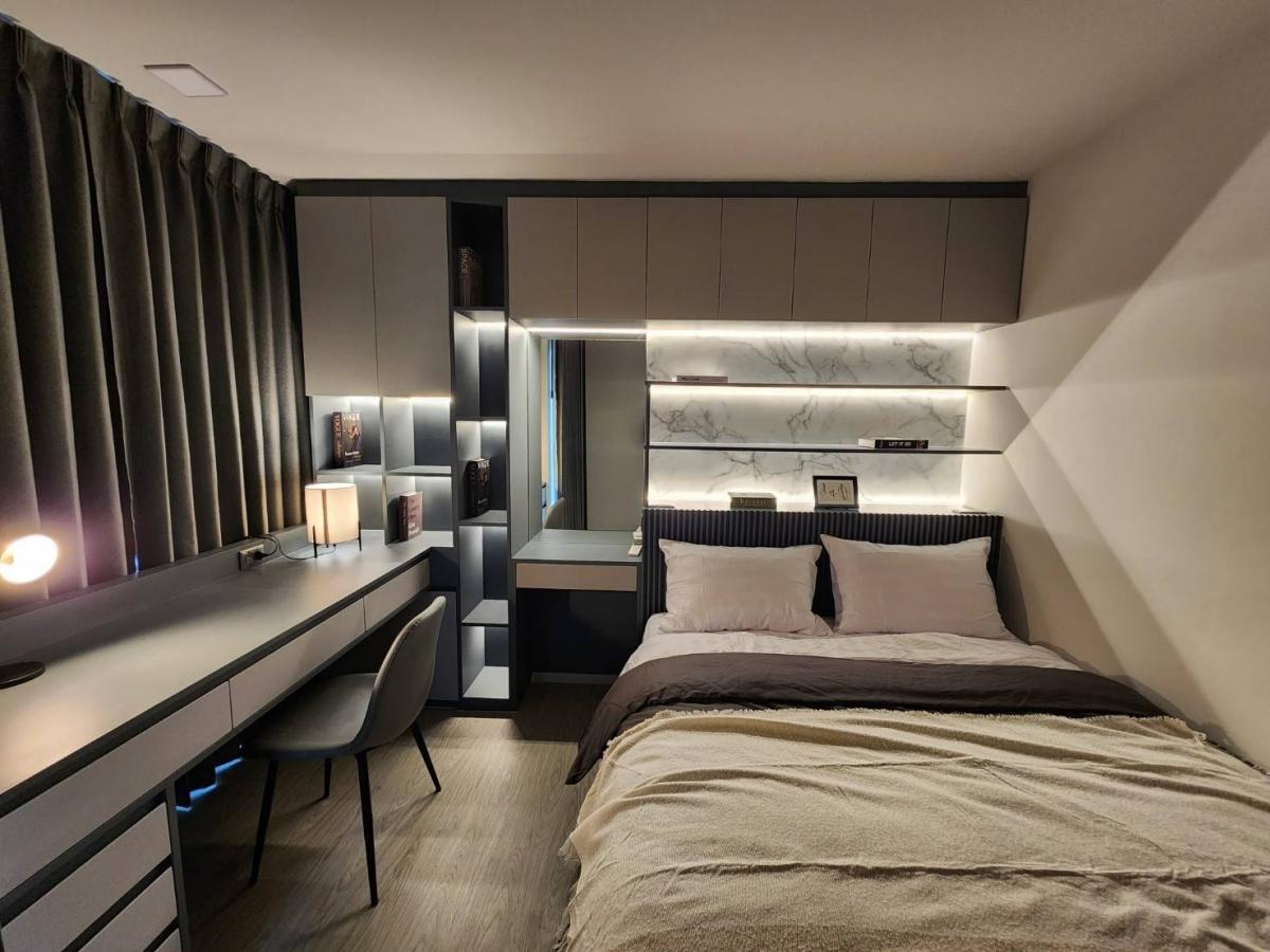 For SaleCondoPathum Thani,Rangsit, Thammasat : ♦ ️ Sell Kev Town IS 2 Bedroom (1 Bed Plus), 38 sqm. Building C, 5th floor, corner room, long pool, CARIBBIAN side