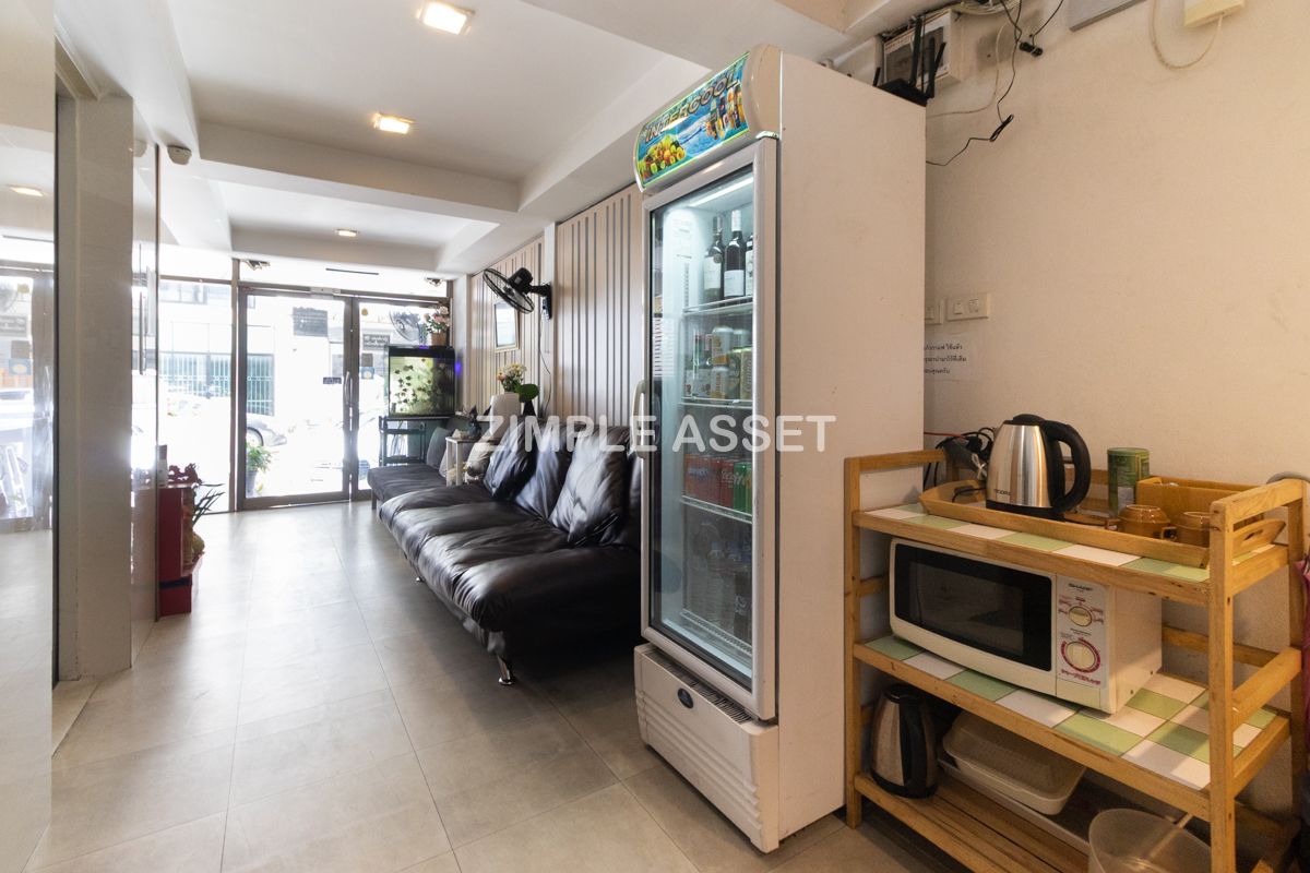 For RentOnnut, Udomsuk : Line: @zimple_assset  Hotels & Amp; Residence for rent Phra Khanong-Sukhumvit area, quiet, private Suitable for relaxation, easy to travel, not far from BTS