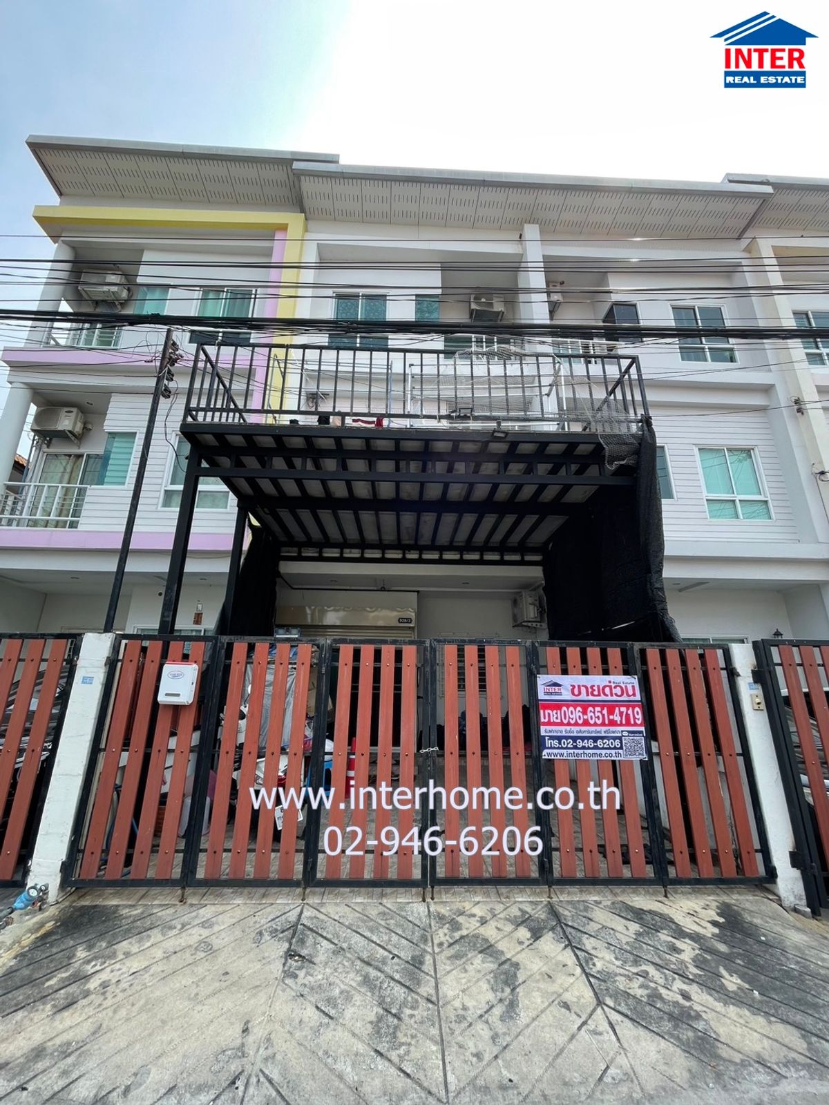 ขายทาวน์โฮมโชคชัย4 ลาดพร้าว71 : ทาวน์โฮม 3 ชั้น 22 ตร.ว. ทาวน์โฮม ซอยลาดพร้าว-วังหิน7 ถนนลาดพร้าว ซอยลาดพร้าว-วังหิน7 เขตวังทองหลาง กรุงเทพมหานคร