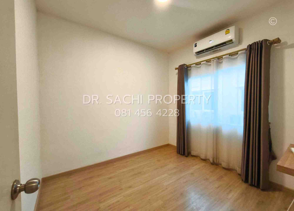 For SaleTownhomeBang kae, Phetkasem : Townhouse for sale Gusto Village, Petchkasem 69, beautiful, good location, ready to be near Sarasas Witaed School  