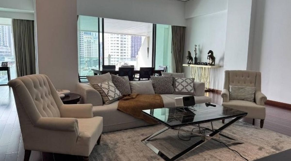 ขายคอนโดสุขุมวิท อโศก ทองหล่อ : Le Raffine Sukhumvit 39 I Luxury Penthouse with 2 Bedroom in Phrom Phong