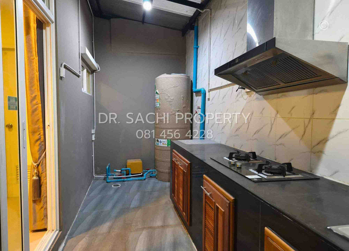 For SaleTownhomeBang kae, Phetkasem : Townhouse for sale Gusto Village, Petchkasem 69, beautiful, good location, ready to be near Sarasas Witaed School  