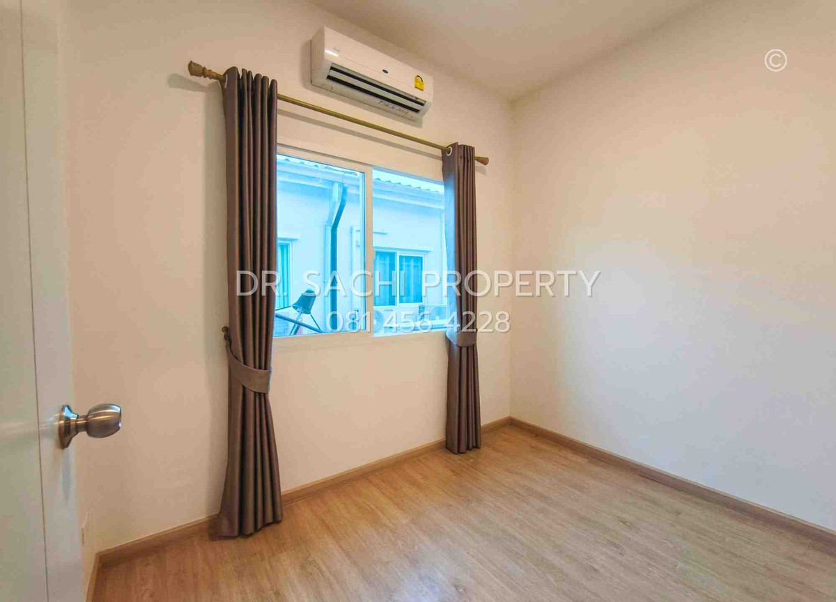 For SaleTownhomeBang kae, Phetkasem : Townhouse for sale Gusto Village, Petchkasem 69, beautiful, good location, ready to be near Sarasas Witaed School  