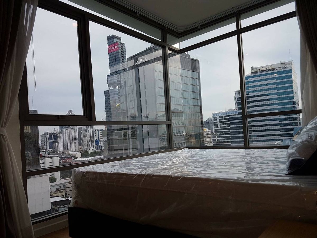 For RentCondoSilom, Saladaeng, Bangrak : Rent Simi Suree Surawong 61 sqm, 2 bedrooms, 2 bathrooms, 16th floor, corner room (Alp-C-20304)