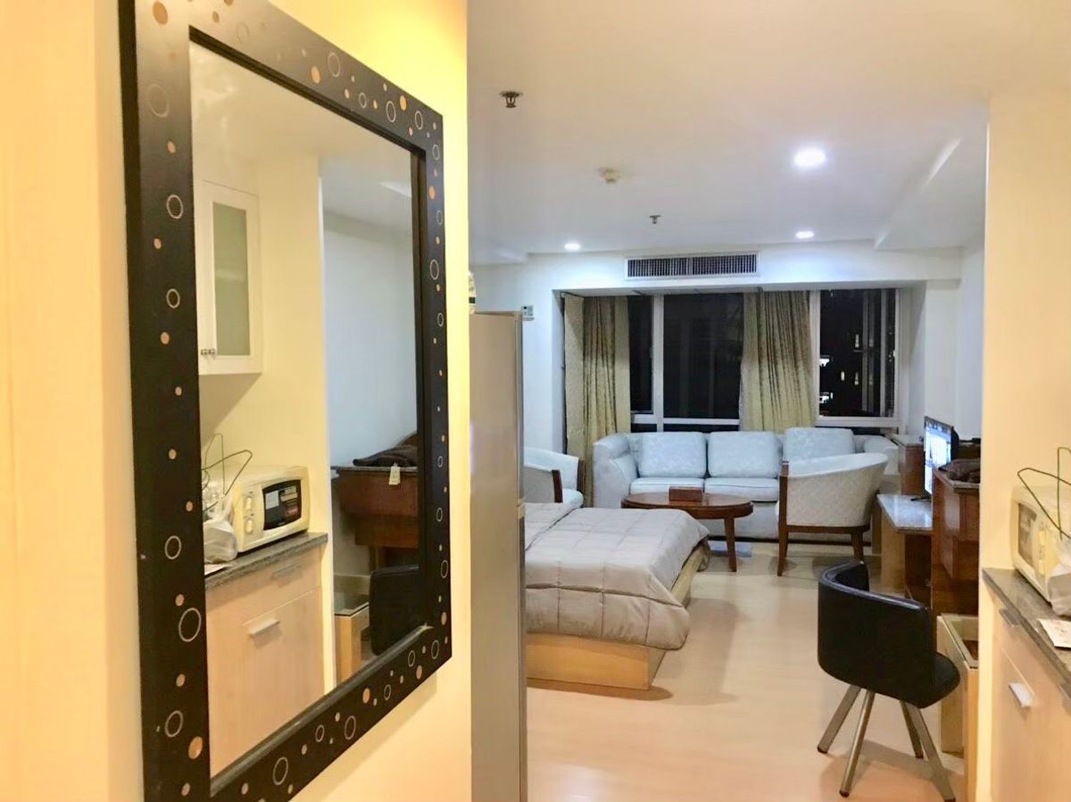 For RentCondoNana, North Nana,Sukhumvit13, Soi Nana : OMG3002 < Available 10-Apr-25 > Nice Studio unit for RENT @  [The Trendy Condo]
