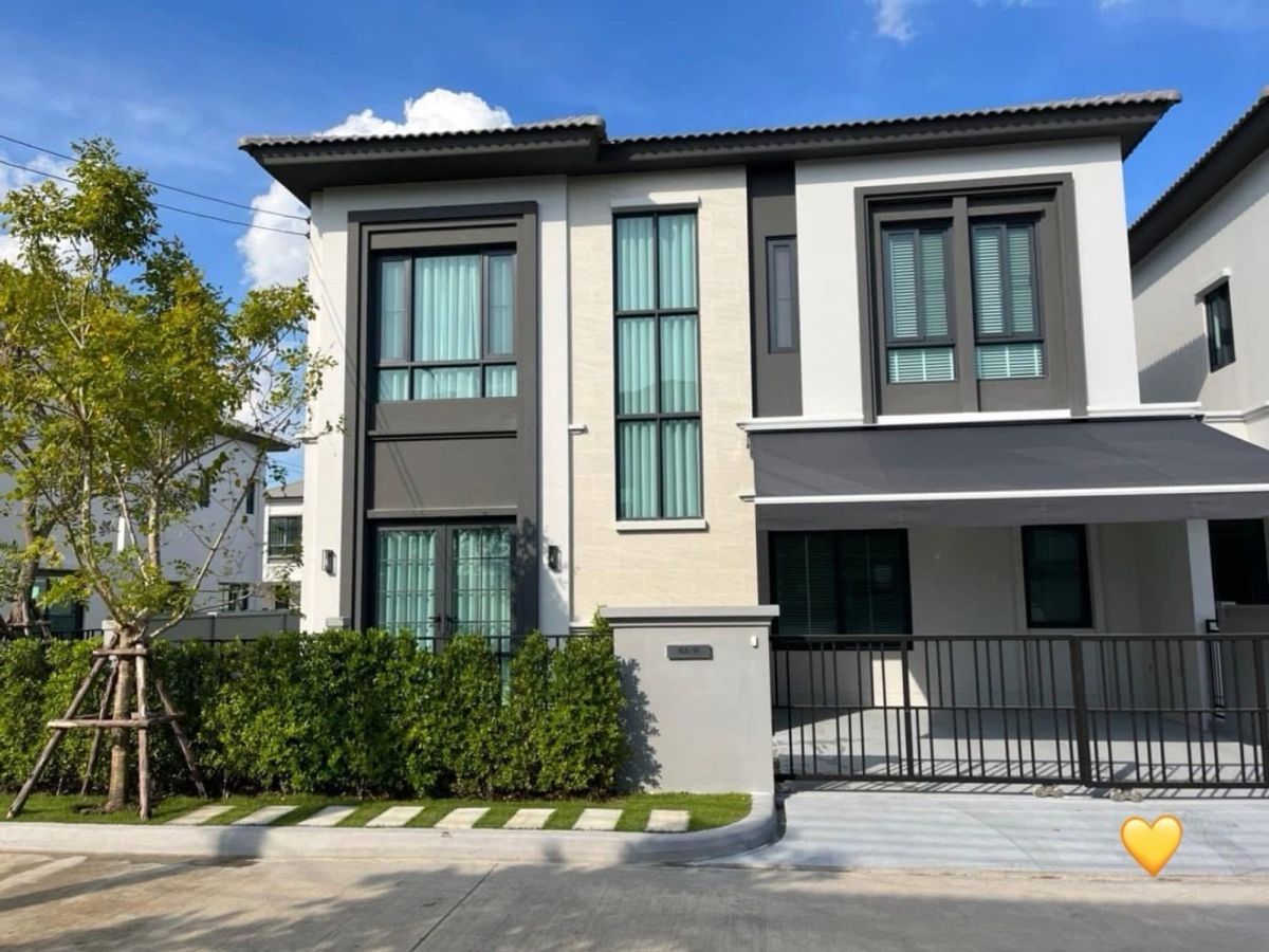 ให้เช่าบ้านสมุทรปราการ สำโรง : ให้เช่า บ้านใหม่ Grande Pleno สุขุมวิท-บางนา  บ้านสไตล์ Modern ทำเลทอง ใกล้ Mega Bangna เพียง 600 ม.! ✨  💰 ให้เช่า: 90,000 บาท/เดือน 💰