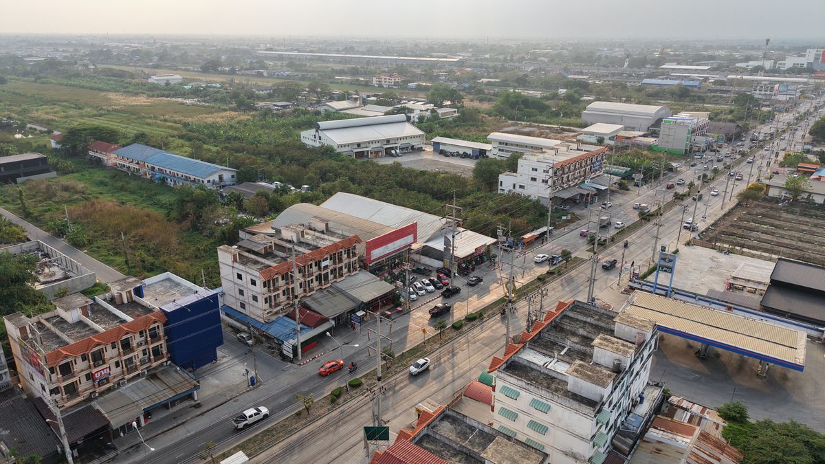 ShowroomNonthaburi, Bang Yai, Bangbuathong : Golden opportunity for investors! 4 rai of land in the best location Next to Bang Kruai-Sai Noi Road