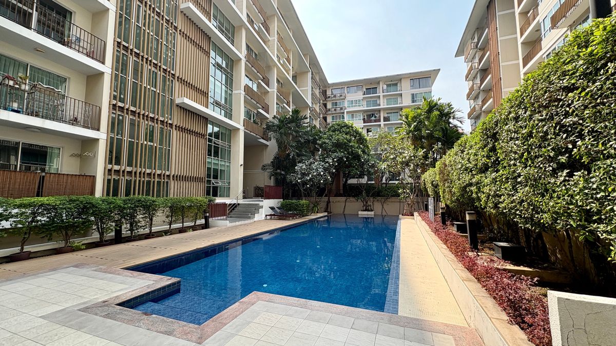 ขายคอนโดสุขุมวิท อโศก ทองหล่อ : ขาย The Clover ทองหล่อ เรียบหรู ไม่เคยอยู่ ห้องใหญ่ 70 ตร.ม. 2 นอน 2 น้ำ 