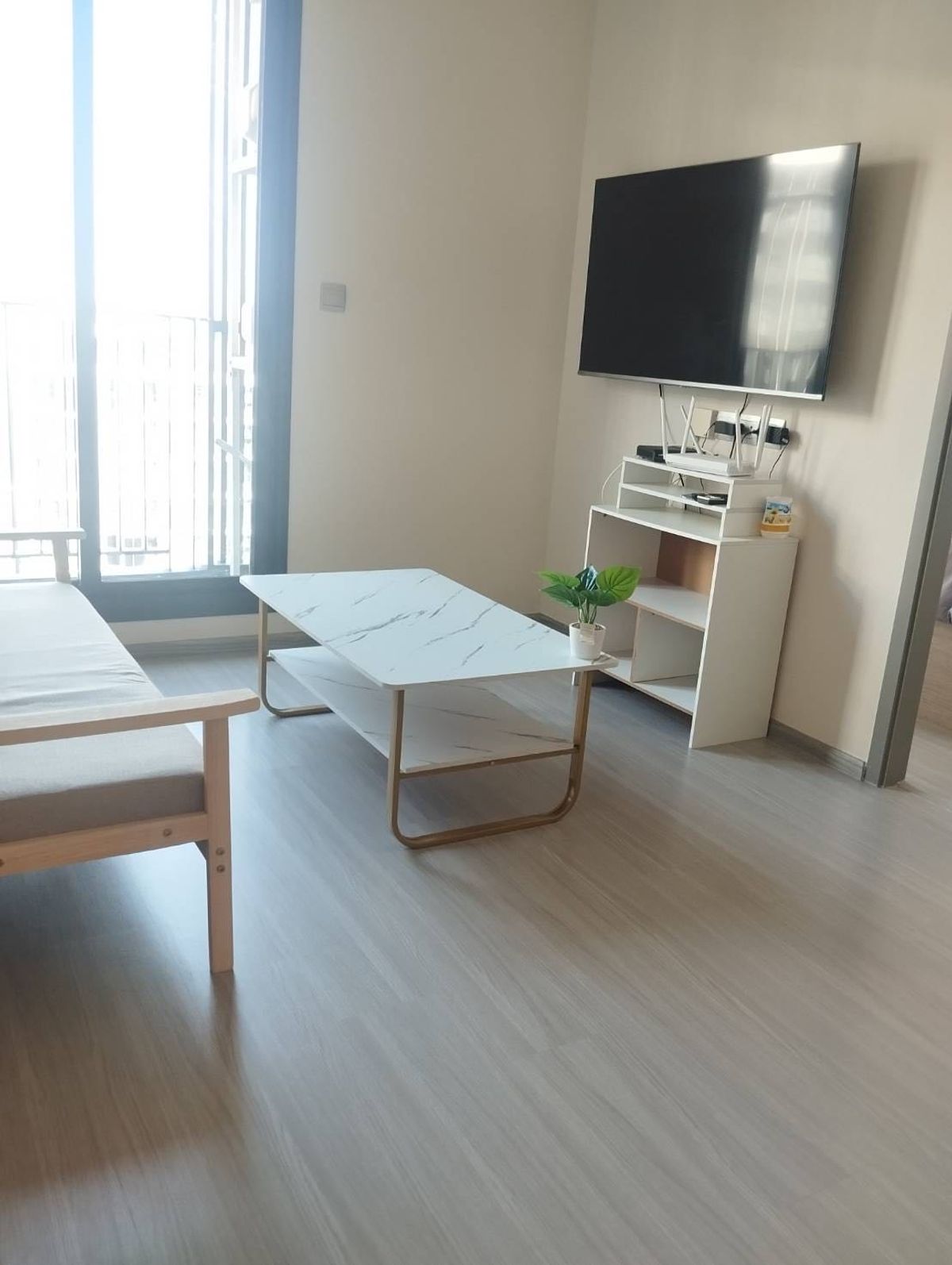 For RentCondoRama9, Petchburi, RCA : Rent - Life Asoke Hype