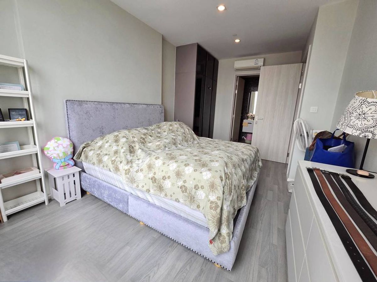 ขายคอนโดบางซื่อ วงศ์สว่าง เตาปูน : คอนโด 333 ริเวอ์ไซค์  ขนาด 45.96 ตรม. ห้องริม ตึกบี  โครงการติดสถานีรถไฟฟ้าบางโพ 