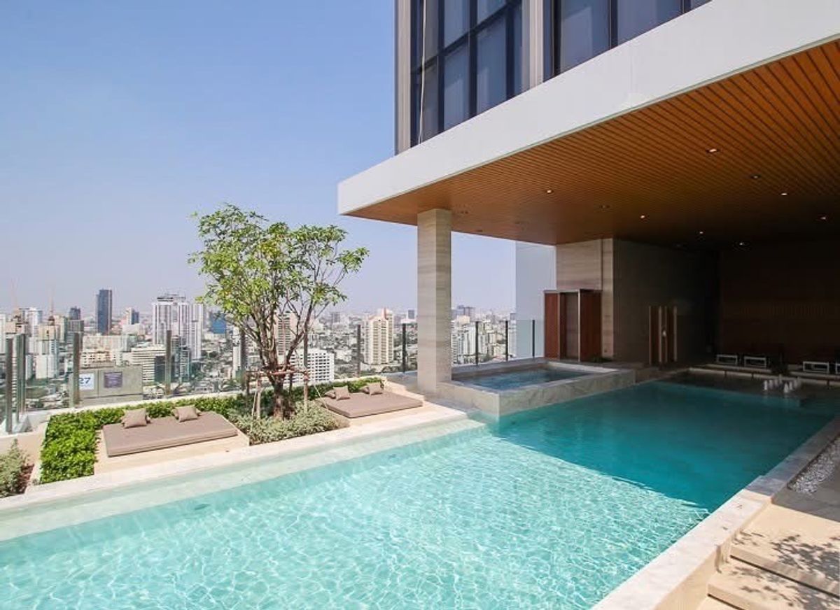ขายคอนโดสุขุมวิท อโศก ทองหล่อ : LTH12120 – Maru Ekkamai FOR SALE Size 35.46 sqm. 1 bed 1 bath Near BTS Ekkamai Station ONLY 6.6 MB