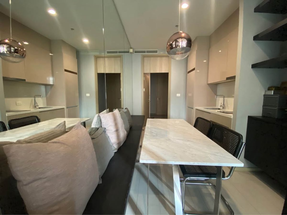 ให้เช่าคอนโดวิทยุ ชิดลม หลังสวน : คอนโด Noble Ploenchit ห้องสวย เฟอร์นิเจอร์ครบ พร้อมเช่าอยู่