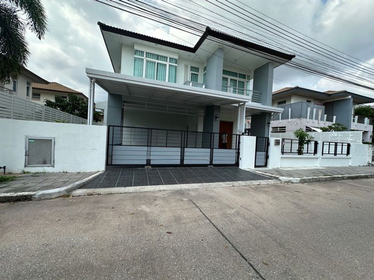 ขายบ้านศรีราชา แหลมฉบัง บ้านบึง : ขาย - ให้เช่า บ้านเดี่ยว 2 ชั้น 4 ห้องนอน คันทรี่โฮม เลค แอนด์พาร์ค ศรีราชา