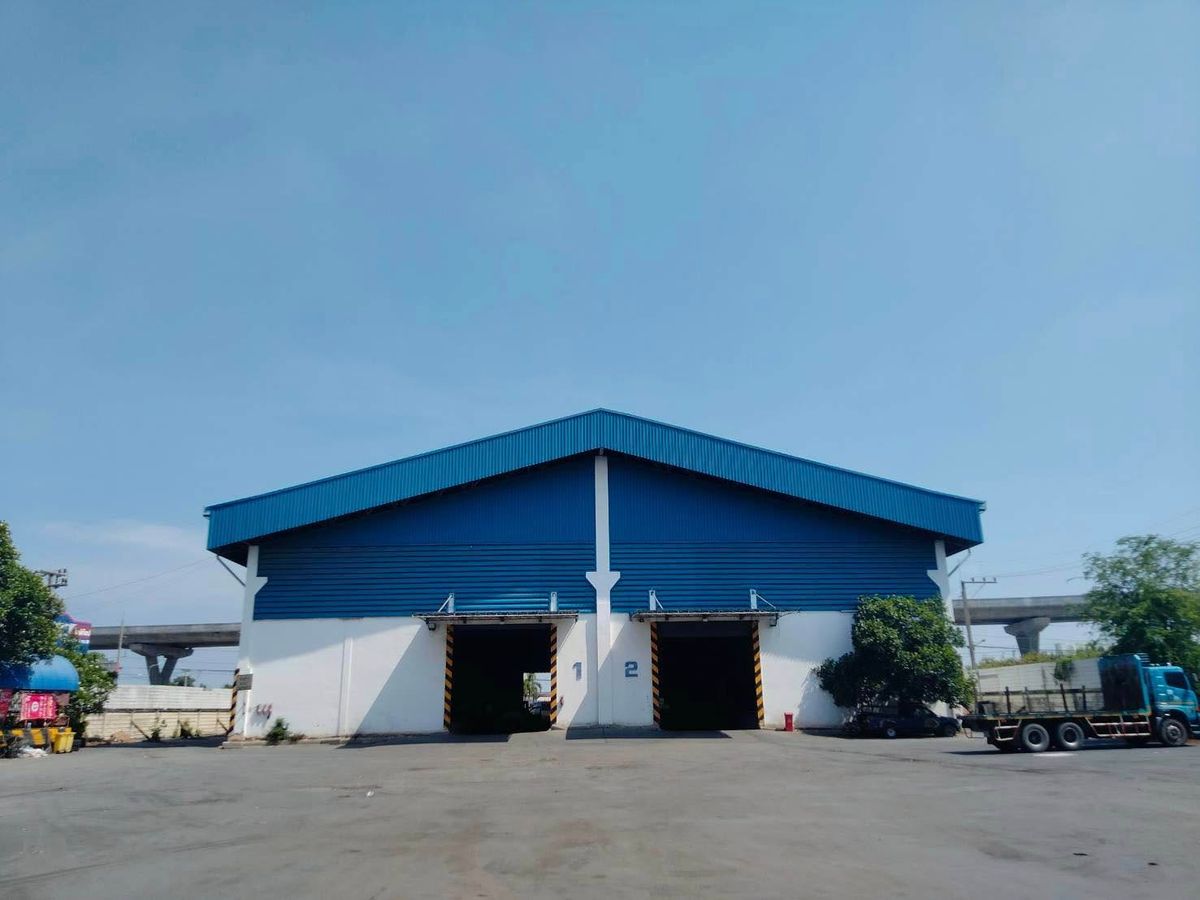 For RentWarehouseMahachai Samut Sakhon : Rent a warehouse on the main road, Rama 2, size 5,000 sqm. Khok Krabue Subdistrict, Mueang Samut Sakhon District (Property Code TW2-267)