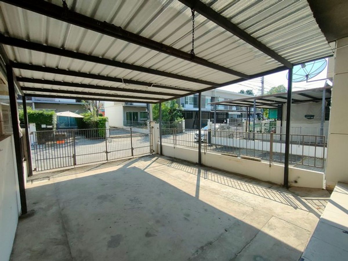 For SaleTownhomeBangna, Bearing, Lasalle : 2 -storey townhome for sale, Indie, Bang Na Km. 26, after the right corner With furniture