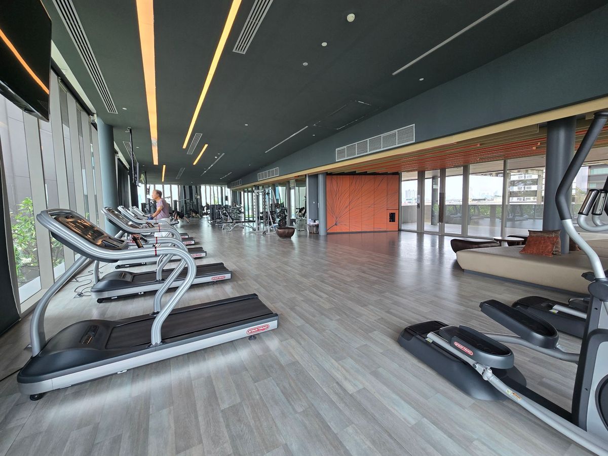 ขายคอนโดบางซื่อ วงศ์สว่าง เตาปูน : คอนโด 333 ริเวอ์ไซค์  ขนาด 45.96 ตรม. ห้องริม ตึกบี  โครงการติดสถานีรถไฟฟ้าบางโพ 