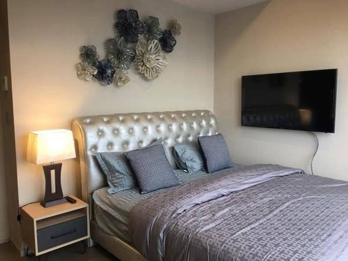 ให้เช่าคอนโดสุขุมวิท อโศก ทองหล่อ : LTH12050RE – Ashton Asoke FOR RENT 2 beds 1 bath size 47 Sq.M. Near BTS Asoke station ONLY 55K/Month