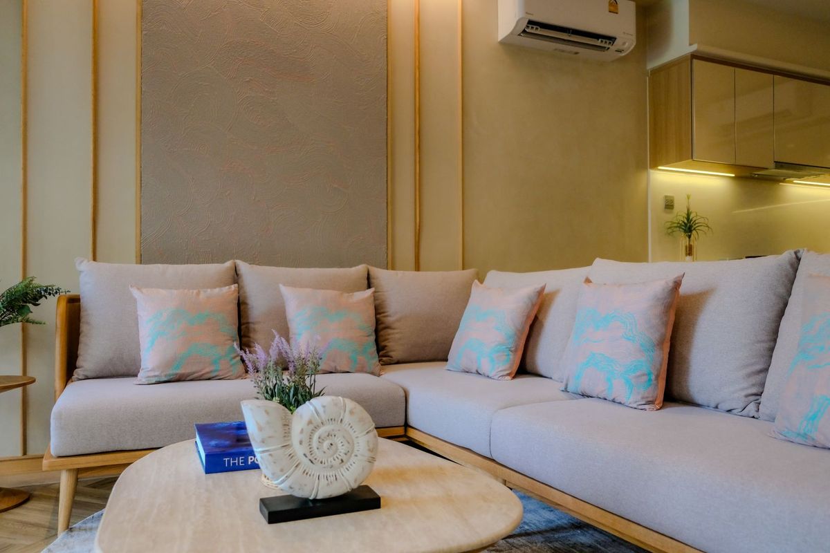 ขายคอนโดหัวหิน ประจวบคีรีขันธ์ : ศศรา หัวหิน คอนโดมิเนียมลักซ์ชูรี ติดหาดเขาตะเกียบ 1 ห้องนอน พร้อมเฟอร์นิเจอร์