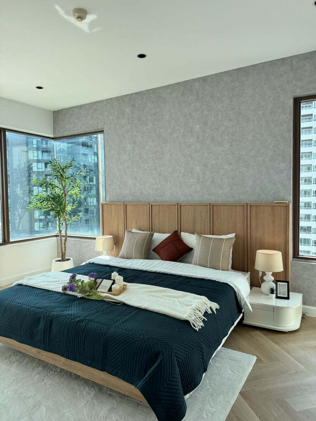 ขายคอนโดสุขุมวิท อโศก ทองหล่อ : ขายคอนโด THE EMPORIO PLACE ราคา 18,500,000 บาท [KOs250307]
