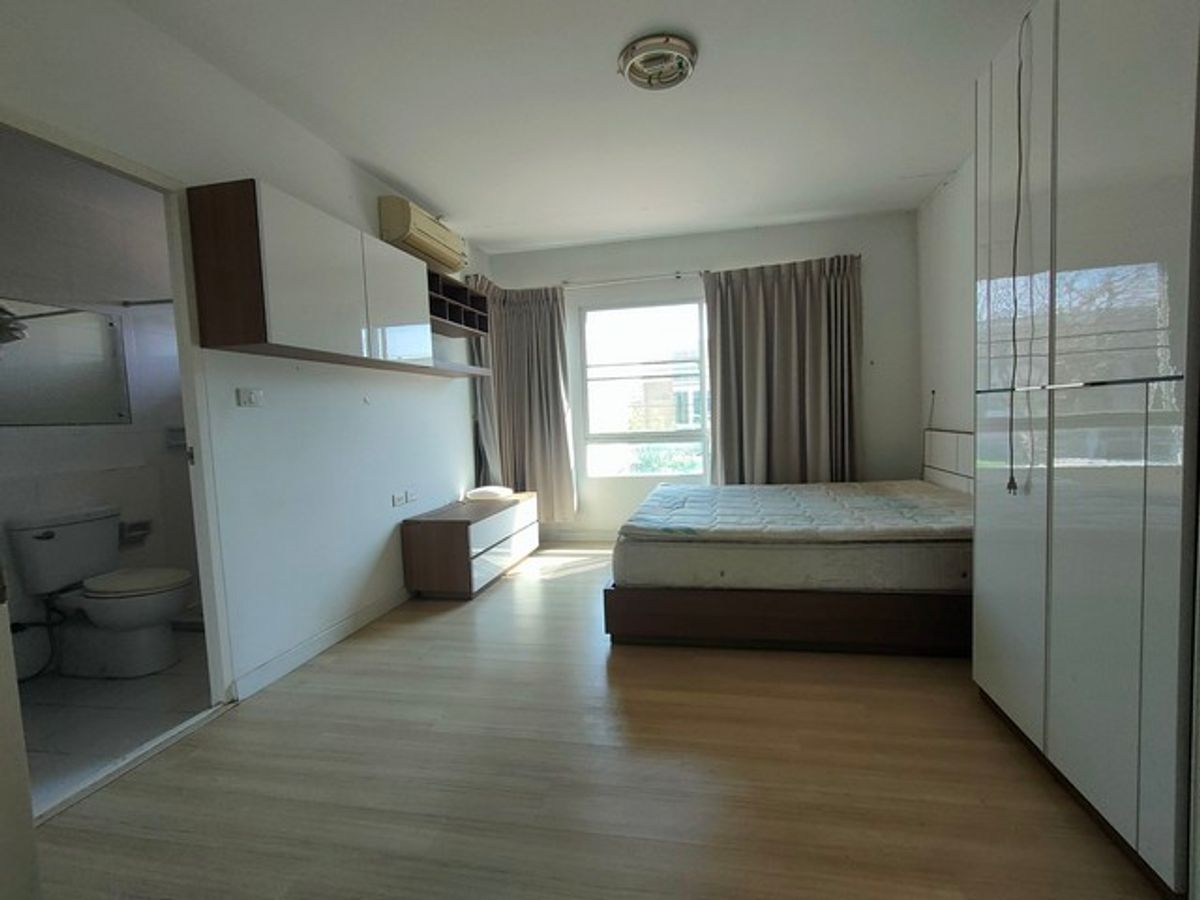 For SaleTownhomeBangna, Bearing, Lasalle : 2 -story townhome for sale, Indie, Bang Na Km. 26, after the left corner With furniture