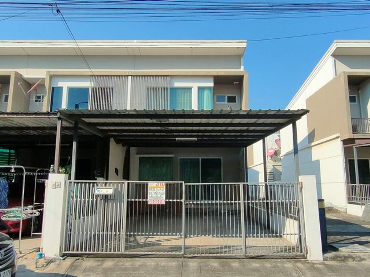 ขายทาวน์โฮมบางนา แบริ่ง ลาซาล : ขายทาวน์โฮม 2 ชั้น ม.อินดี้ บางนา กม.26 หลังมุมฝั่งซ้าย พร้อมเฟอร์นิเจอร์