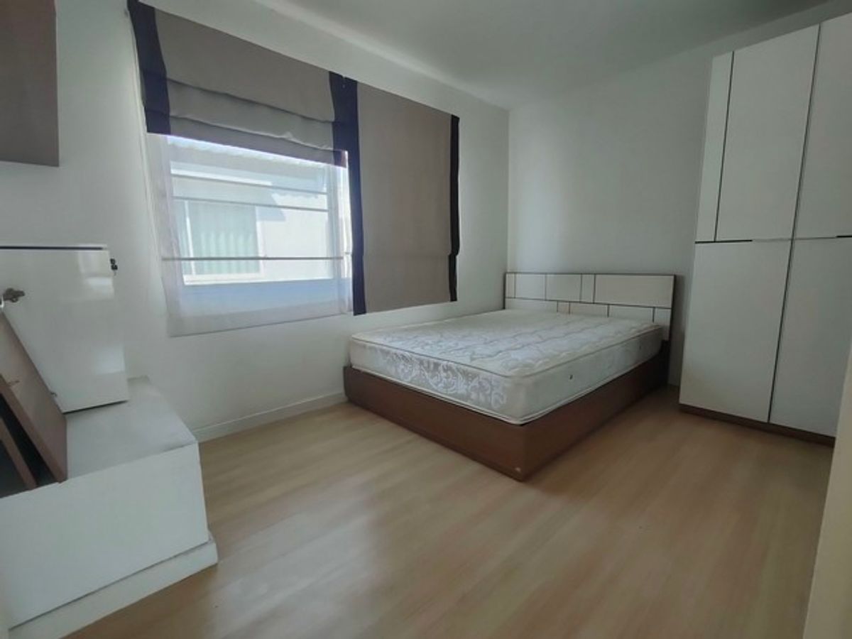 For SaleTownhomeBangna, Bearing, Lasalle : 2 -story townhome for sale, Indie, Bang Na Km. 26, after the left corner With furniture