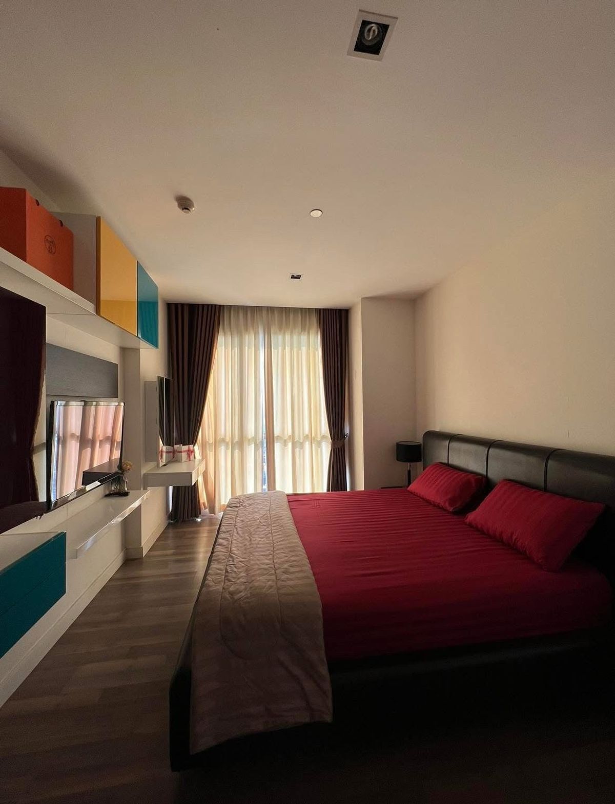 ขายคอนโดอ่อนนุช อุดมสุข : LTH12111– The Room Sukhumvit 62 FOR SALE Size 47 sqm. 1 bed 1 bath Near BTS Punnawithi Station ONLY 5.75 MB