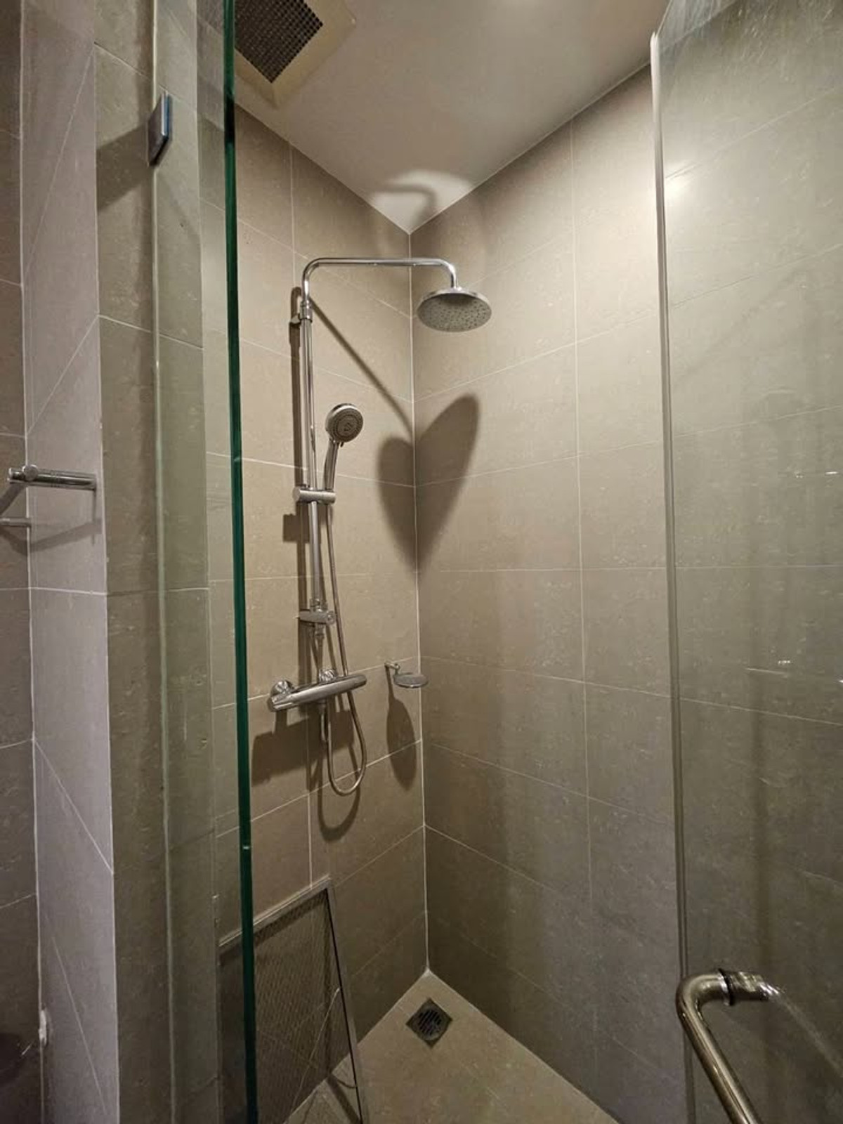 For RentCondoWitthayu, Chidlom, Langsuan, Ploenchit : 💎 GT16327 | Condo Noble Ploenchit, beautiful room, fully furnished. Ready to rent